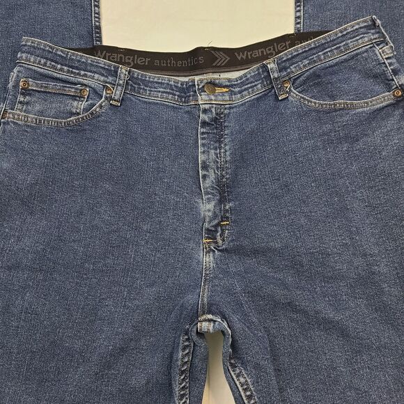 Wrangler Mens StretchJeans Size 40x32 Regular Fit Medium Wash Blue Denim Pockets - Picture 6 of 14